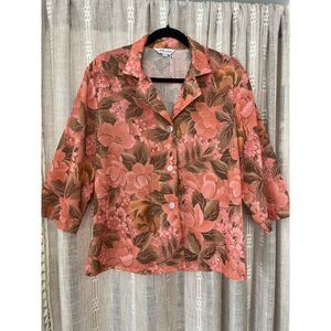 Vintage Member Salmon Color Floral Blouse